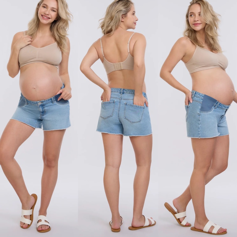 Motherhood Maternity light wash stretch panel cotton jean shorts size small